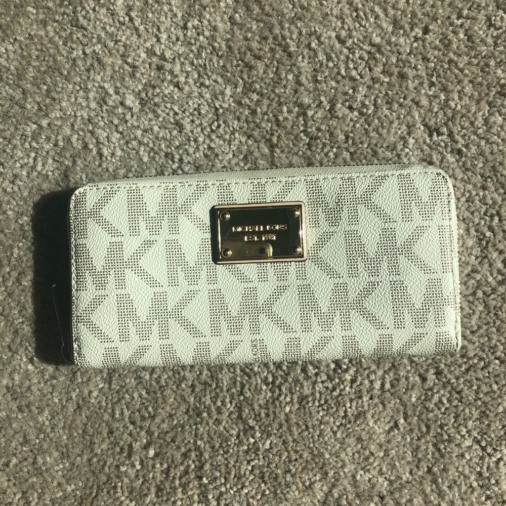 Authentic Michael Kors Monogram Wallet